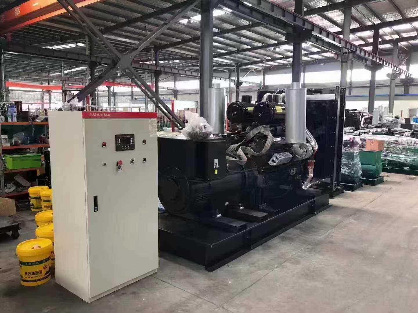 七里河柴油发电机运行时的噪音和振动水平如何？